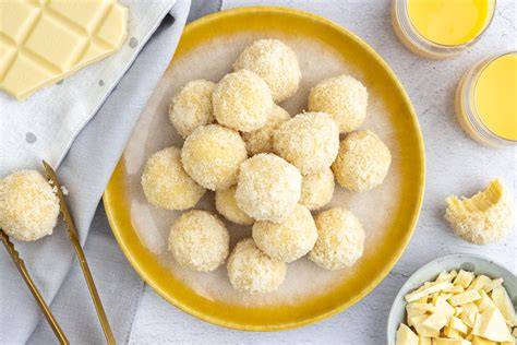 detaillierte-anleitung-eierlikör-pralinen-mit-kokos