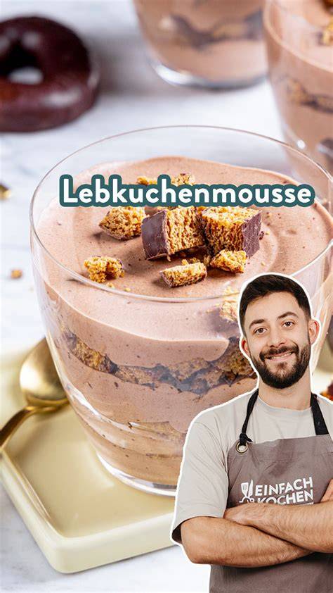 eiermasse mit zucker hellcremig aufgeschlagen, detailaufnahme