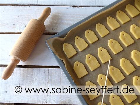 fertig gebackene Marmeladenkekse als Geschenkidee