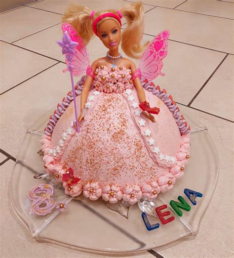 fertige Barbie Torte mit Fondantkleid, Kindergeburtstag