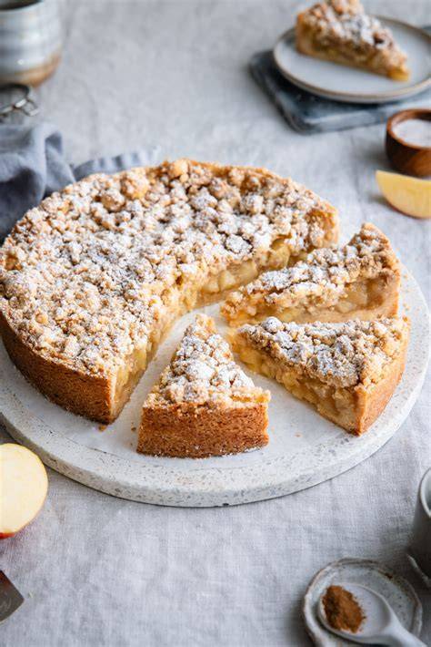 fertiger veganer Streuselkuchen mit Margarine