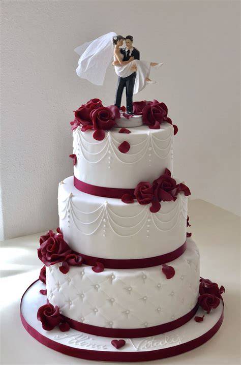 fotocollage stilrichtungen hochzeitstorte klassisch modern verspielt