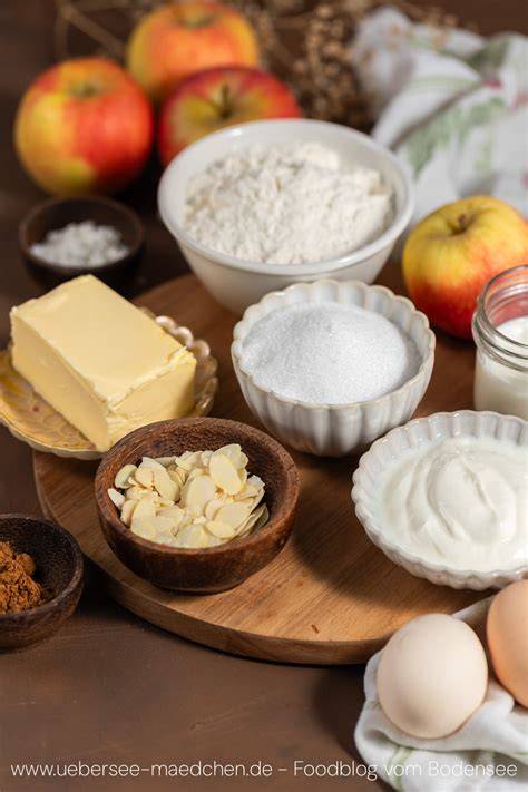 französischer Apfelkuchen mit Pinienkernen Zutaten