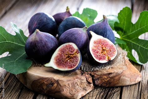 frische geerntete feigen