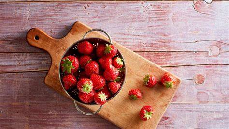 frische-erdbeeren-pürierstab