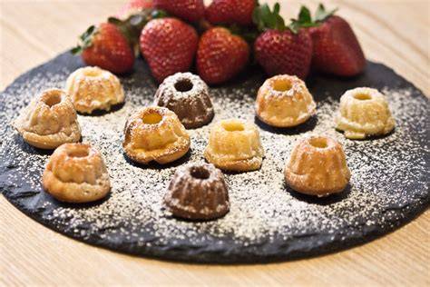 fruchtige und nussige Variationen vom Becherkuchen