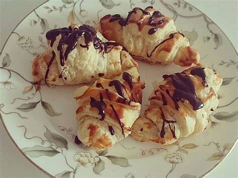 gefüllte Schoko-Croissants