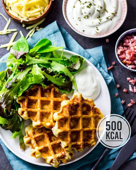 herzhafte-waffeln-mit-speck-und-kaese