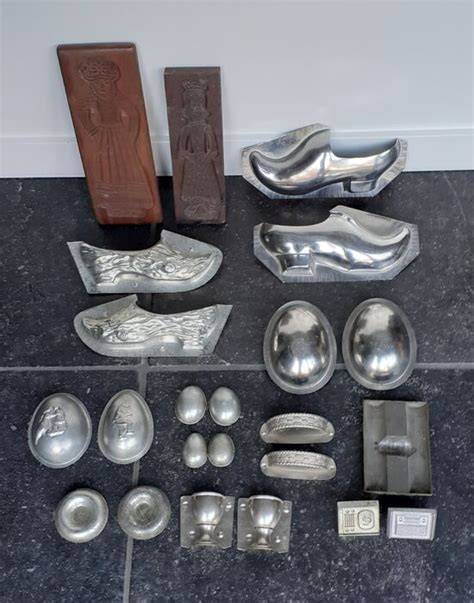 historische Schokoladenformen und Fabergé-Eier