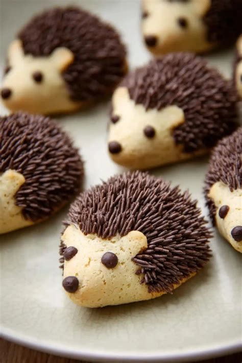 igel kekse in dose für aufbewahrung und geschenk