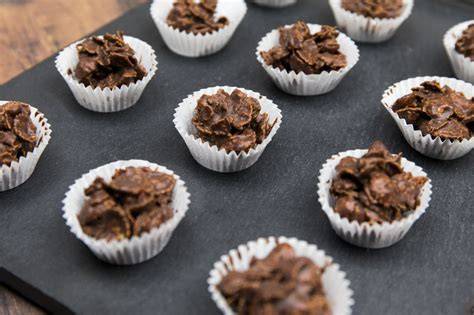 italienische cornflakes kekse mit schokolade und nuss