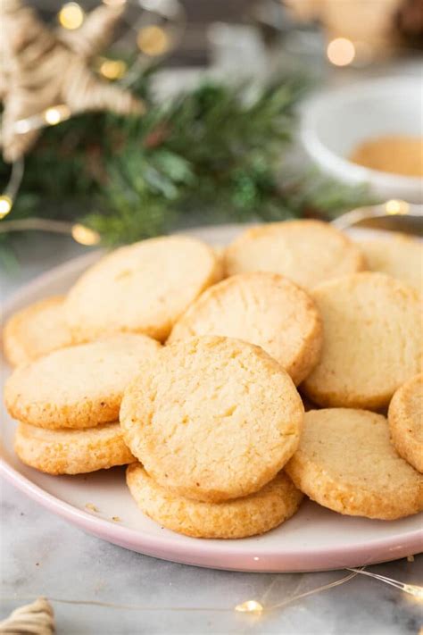kachelübersicht mehrerer kekssorten shortbread haferkekse schoko tahini heidesand
