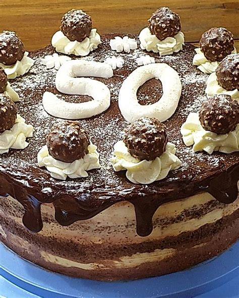 klassische Rembrandt Torte auf einer festlichen Tafel