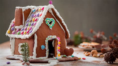 lebkuchenhaus-dekorieren-kinder