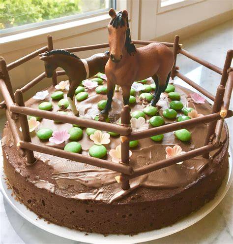 pferde-motivtorte für kindergeburtstag