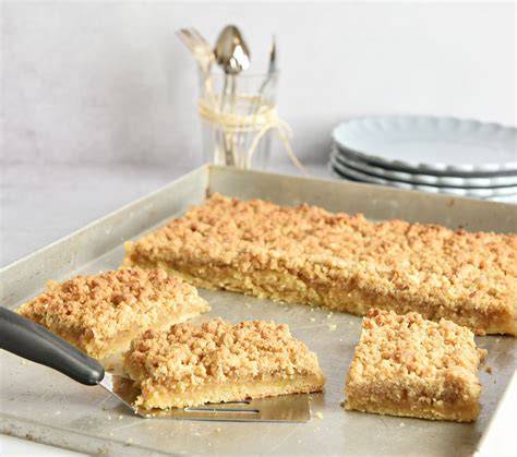 saftiger Apfelstreuselkuchen, perfekt vorbereitet