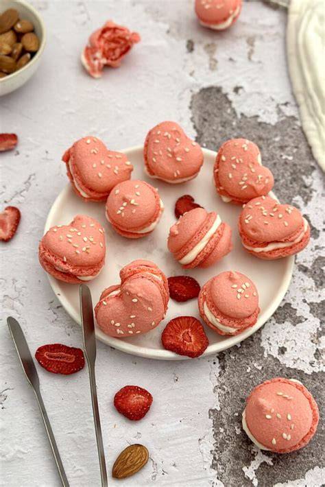 schritt-für-schritt-foto: zuckerfreie Macarons von Teig bis gefüllt