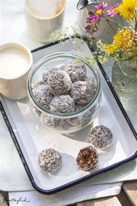 schwedische Chokladbollar mit Kokos