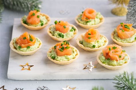 skandinavischer brunch mit gebeiztem lachs
