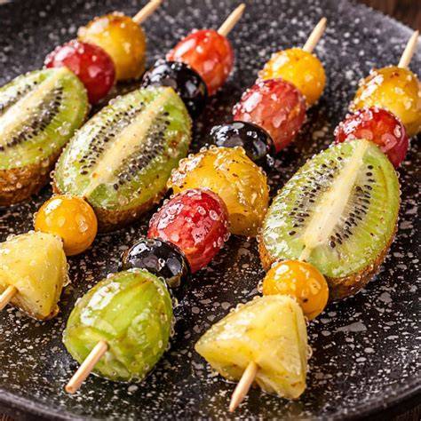 verschiedene karamellisierte früchte, bunte variation