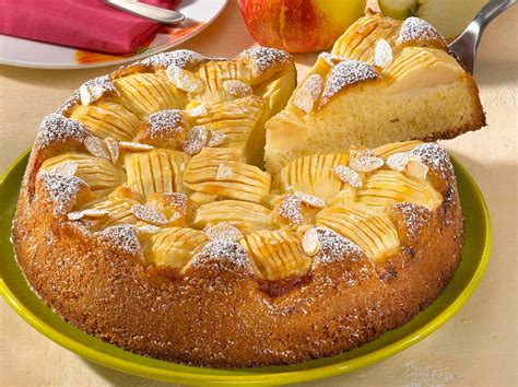 versunkener apfelkuchen schmand aufgeschnitten