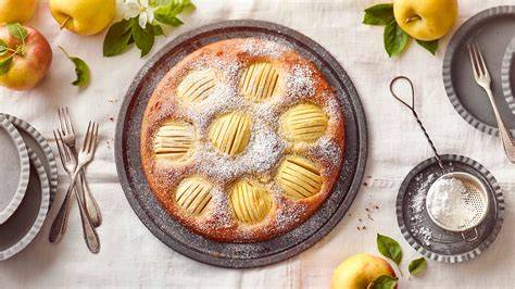 versunkener-apfelkuchen-angebrochen-springform