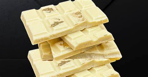 weiße Schokolade Tafeln und Kakaobutter
