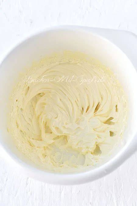 weiße-schokoladen-ganache-schüssel