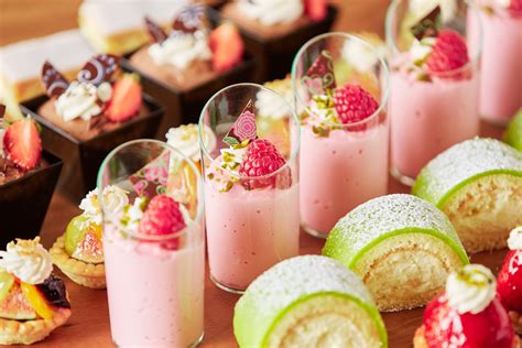 winterliches Dessertbuffet für große Gruppe